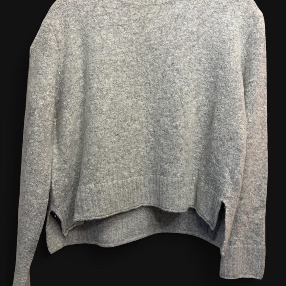 Gray Women’s Cozy Wool Blend Knit Sweater